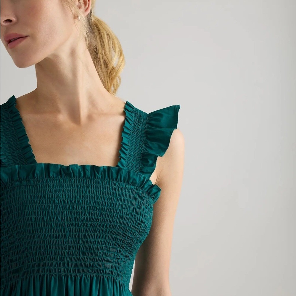 Quince 100% Organic Cotton Poplin Smocked Midi Dress in Garden Green L - Picture 2 of 11